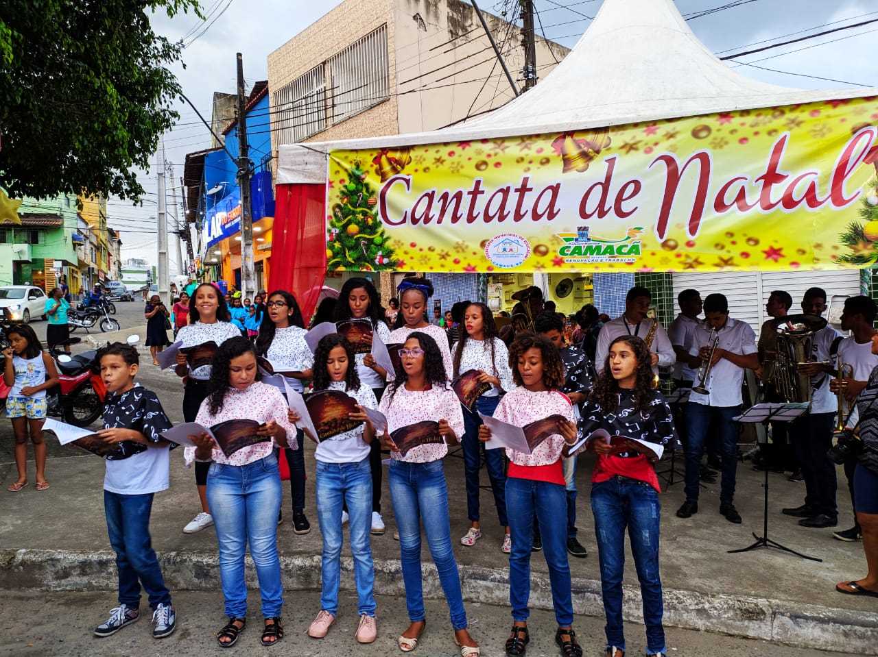 Camacã: Secretaria de Educação realiza 1ª Cantata de Natal e encanta a comunidade
